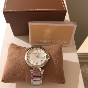 Michael Kors mk5070 all stainless steel watch